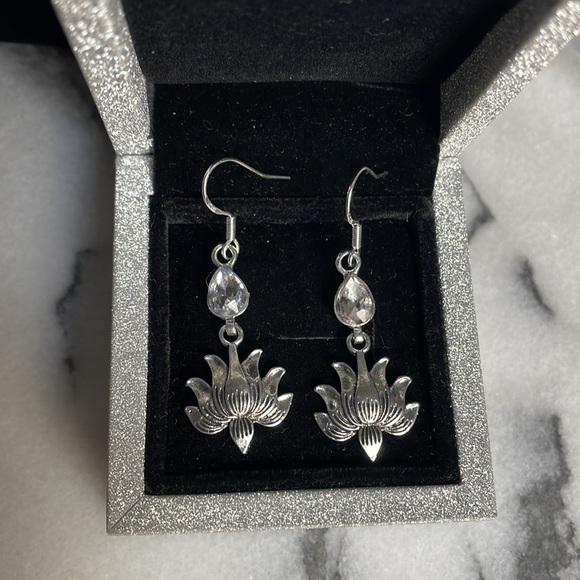 Sterling silver lotus flower earrings crystal drop - Picture 10 of 13